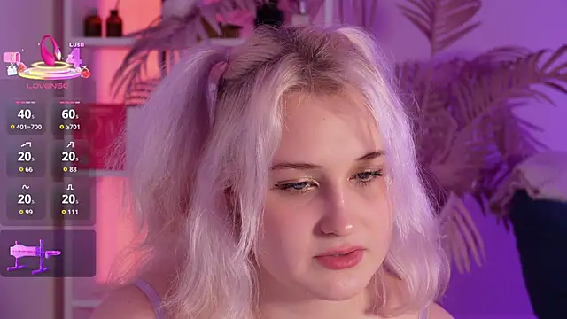 Snapshot of tiffannyjons chatting on December 21, 2025, 6:09 pm tiffannyjons online show from December 21, 2025, 6:09 pm