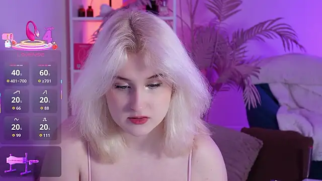 Snapshot of tiffannyjons chatting on January 15, 2026, 5:27 pm tiffannyjons online show from January 15, 2026, 5:27 pm