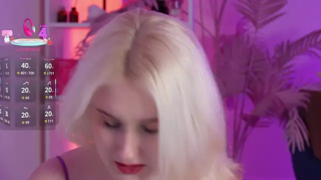 Snapshot of tiffannyjons chatting on January 14, 2026, 5:27 pm tiffannyjons online show from January 14, 2026, 5:27 pm