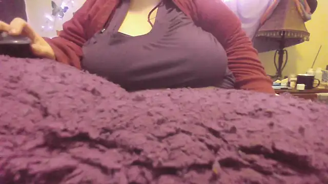 Alli Kat online show from March 11, 2025, 6:52 am