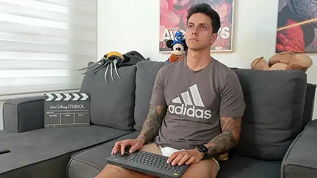 Snapshot of JeanBroc chatting on January 10, 2026, 8:59 pm JeanBroc online show from January 10, 2026, 8:59 pm