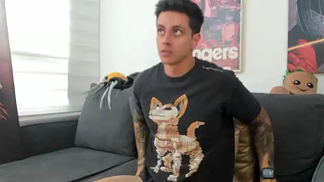 Snapshot of JeanBroc chatting on January 8, 2026, 7:31 pm JeanBroc online show from January 8, 2026, 7:31 pm