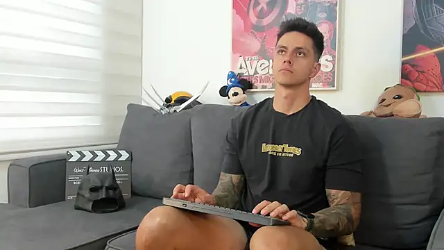 Snapshot of JeanBroc chatting on January 15, 2026, 7:28 pm JeanBroc online show from January 15, 2026, 7:28 pm