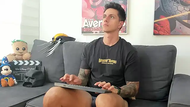 Snapshot of JeanBroc chatting on February 2, 2026, 7:35 pm JeanBroc online show from February 2, 2026, 7:35 pm