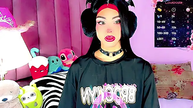 Snapshot of dollswit01 chatting on December 5, 2025, 1:16 am dollswit01 online show from December 5, 2025, 1:16 am