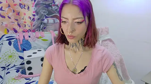 Snapshot of Scarllett_BDSM chatting on April 16, 2026, 5:30 am Scarllett BDSM online show from April 16, 2026, 5:30 am