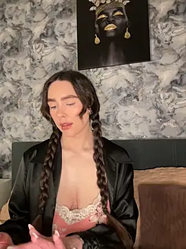 EmmaRosalie online show from March 14, 2025, 9:21 pm