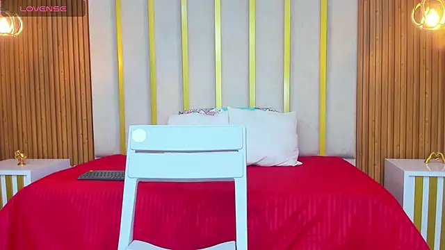 love mommy online show from September 25, 2025, 6:58 pm