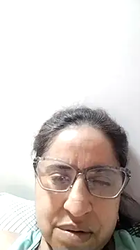 Snapshot of Yaya____11 chatting on October 29, 2025, 6:18 pm Yaya 11 online show from October 29, 2025, 6:18 pm