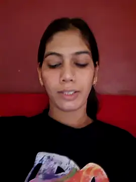 Snapshot of Garima_G chatting on October 9, 2025, 10:27 am Garima G online show from October 9, 2025, 10:27 am