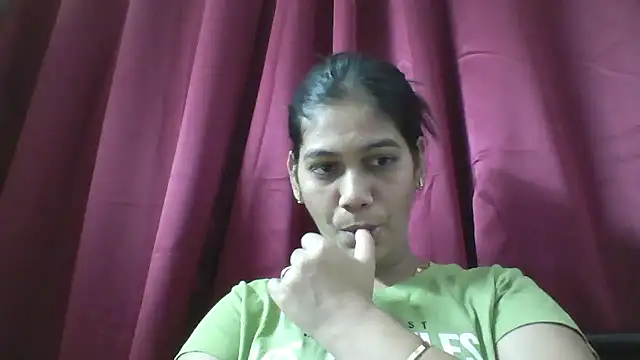 Snapshot of Garima_G chatting on January 8, 2026, 1:28 pm Garima G online show from January 8, 2026, 1:28 pm