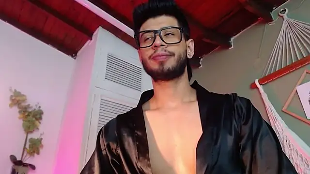 Colby brown03 online show from November 22, 2025, 7:24 pm