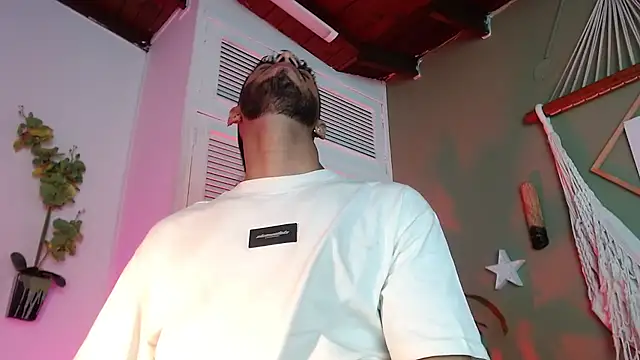 Colby brown03 online show from November 26, 2025, 7:03 pm