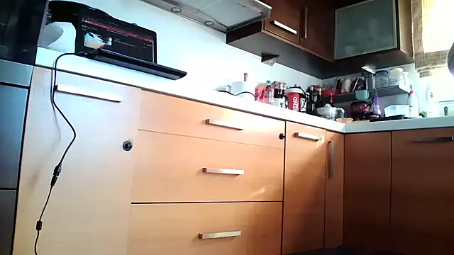 Snapshot of Kalia_Cross chatting on February 7, 2025, 1:32 pm Kalia Cross online show from February 7, 2025, 1:32 pm