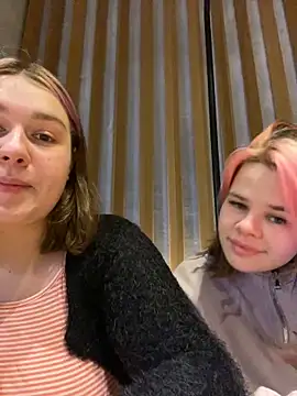 Snapshot of SuzieMurray chatting on January 28, 2025, 8:25 am SuzieMurray online show from January 28, 2025, 8:25 am