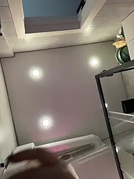 Snapshot of SuzieMurray chatting on March 4, 2026, 8:11 am SuzieMurray online show from March 4, 2026, 8:11 am