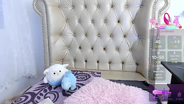 Snapshot of AlexaFoxy18 chatting on March 5, 2025, 4:56 am AlexaFoxy18 online show from March 5, 2025, 4:56 am