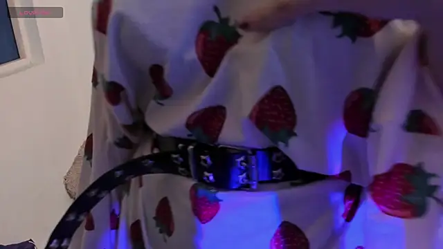 Snapshot of AlexaFoxy18 chatting on February 12, 2025, 10:56 am AlexaFoxy18 online show from February 12, 2025, 10:56 am