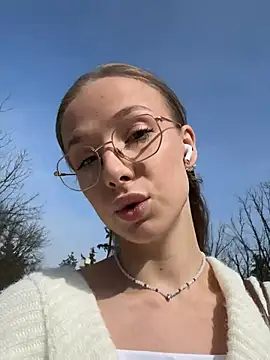 CaseyStar online show from March 12, 2025, 9:23 am