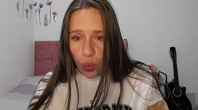 Snapshot of Serenity chatting on March 17, 2025, 11:57 pm Serenity online show from March 17, 2025, 11:57 pm