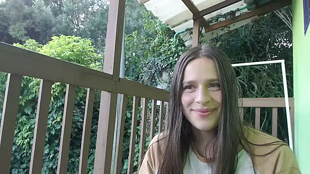 Snapshot of Serenity chatting on October 2, 2025, 9:29 pm Serenity online show from October 2, 2025, 9:29 pm