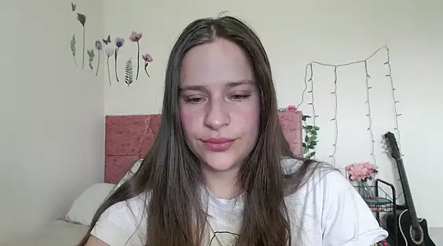 Snapshot of Serenity chatting on January 16, 2025, 4:18 pm Serenity online show from January 16, 2025, 4:18 pm