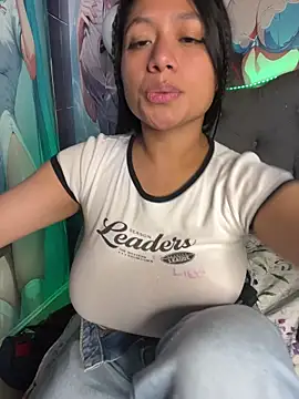 Im Little online show from November 22, 2025, 4:00 am