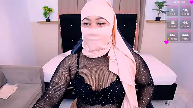 Snapshot of Kendra_Kait chatting on October 1, 2025, 12:09 pm Kendra Kait online show from October 1, 2025, 12:09 pm