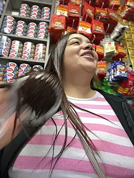 Snapshot of Tatiana_O chatting on February 16, 2025, 12:10 pm Tatiana O online show from February 16, 2025, 12:10 pm