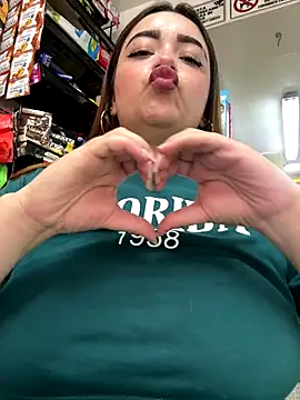 Snapshot of Tatiana_O chatting on September 24, 2025, 5:08 pm Tatiana O online show from September 24, 2025, 5:08 pm
