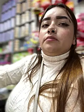 Snapshot of Tatiana_O chatting on March 6, 2025, 7:21 pm Tatiana O online show from March 6, 2025, 7:21 pm
