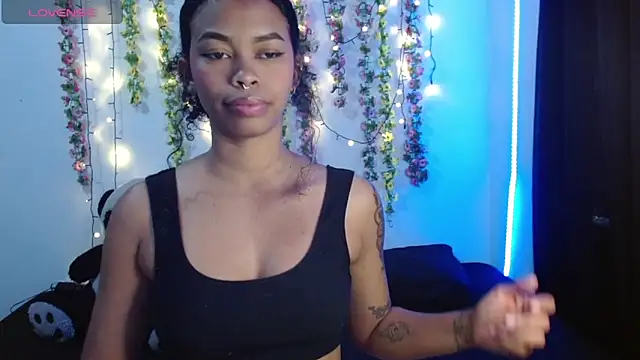 Snapshot of Shenna_brunette_ chatting on September 11, 2025, 6:30 pm Shenna brunette online show from September 11, 2025, 6:30 pm