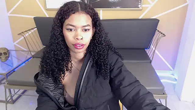 Snapshot of Shenna_brunette_ chatting on March 16, 2025, 1:06 pm Shenna brunette online show from March 16, 2025, 1:06 pm