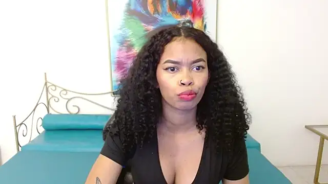 Snapshot of Shenna_brunette_ chatting on February 17, 2025, 8:06 pm Shenna brunette online show from February 17, 2025, 8:06 pm