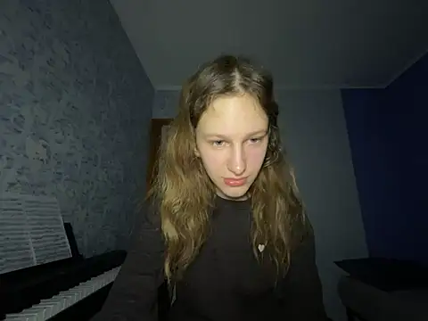 Snapshot of Eva_Angel3 chatting on February 13, 2026, 5:35 pm Eva Angel3 online show from February 13, 2026, 5:35 pm