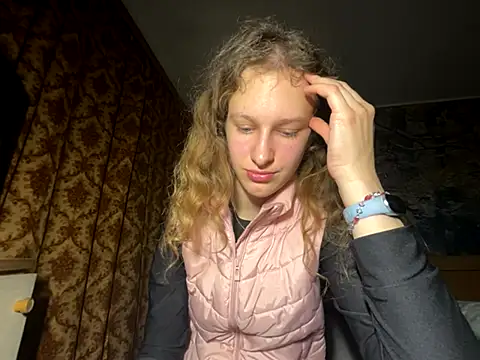 Snapshot of Eva_Angel3 chatting on November 11, 2025, 5:41 pm Eva Angel3 online show from November 11, 2025, 5:41 pm