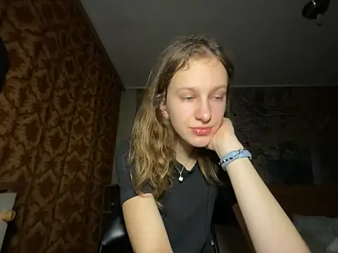 Snapshot of Eva_Angel3 chatting on December 4, 2025, 5:56 pm Eva Angel3 online show from December 4, 2025, 5:56 pm