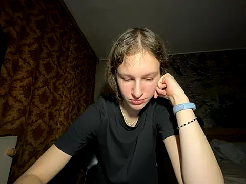 Snapshot of Eva_Angel3 chatting on December 15, 2025, 5:19 pm Eva Angel3 online show from December 15, 2025, 5:19 pm