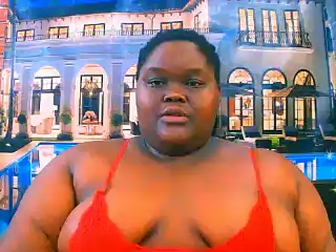 Snapshot of EbonyHotBuns chatting on May 12, 2026, 6:36 pm EbonyHotBuns online show from May 12, 2026, 6:36 pm