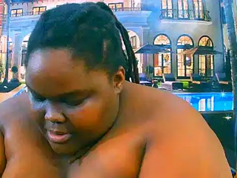 Snapshot of EbonyHotBuns chatting on May 12, 2026, 6:32 am EbonyHotBuns online show from May 12, 2026, 6:32 am