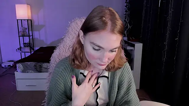 Snapshot of ReddHotPipper chatting on November 4, 2025, 3:10 am ReddHotPipper online show from November 4, 2025, 3:10 am