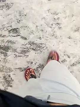 nick05inch online show from November 1, 2025, 11:48 am