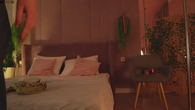 Snapshot of Smiley_Mia chatting on November 12, 2025, 5:11 am Smiley Mia online show from November 12, 2025, 5:11 am