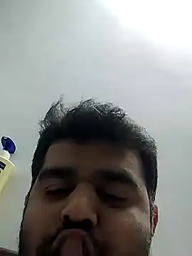 Snapshot of Happyman300 chatting on November 15, 2025, 12:14 am Happyman300 online show from November 15, 2025, 12:14 am