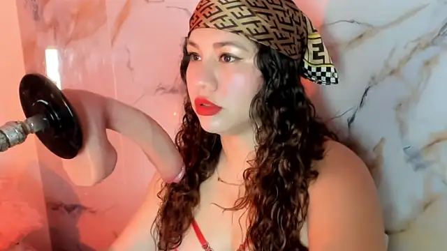 hade cute online show from May 26, 2026, 2:26 pm