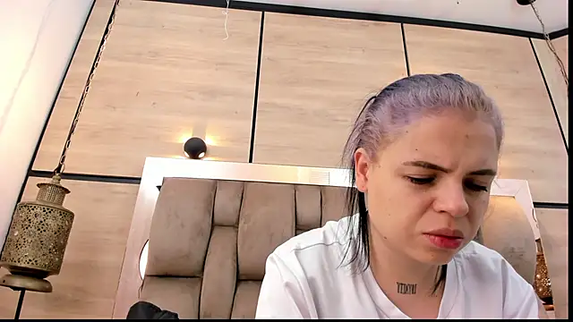 dorothy vegga online show from February 26, 2026, 4:01 am