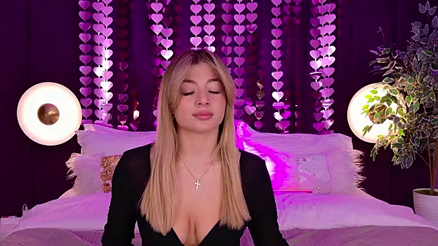 Snapshot of HelenaMorgan chatting on February 20, 2026, 6:26 am HelenaMorgan online show from February 20, 2026, 6:26 am