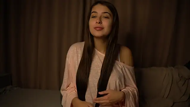 Snapshot of elisa_moon chatting on December 3, 2025, 10:58 am elisa moon online show from December 3, 2025, 10:58 am