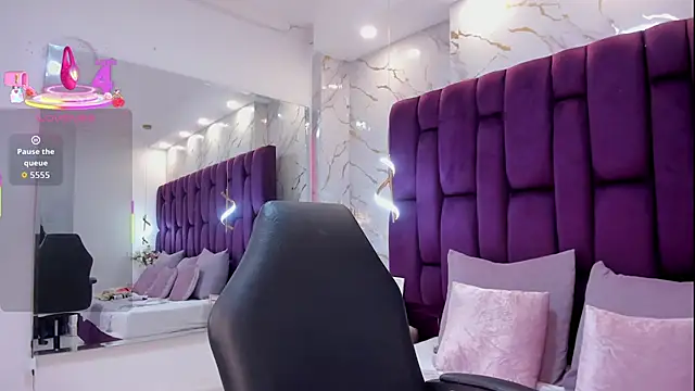 Snapshot of emma_carterr1 chatting on February 18, 2026, 5:20 pm emma carterr1 online show from February 18, 2026, 5:20 pm