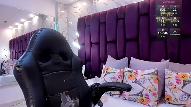 Snapshot of emma_carterr1 chatting on October 12, 2025, 7:59 pm emma carterr1 online show from October 12, 2025, 7:59 pm